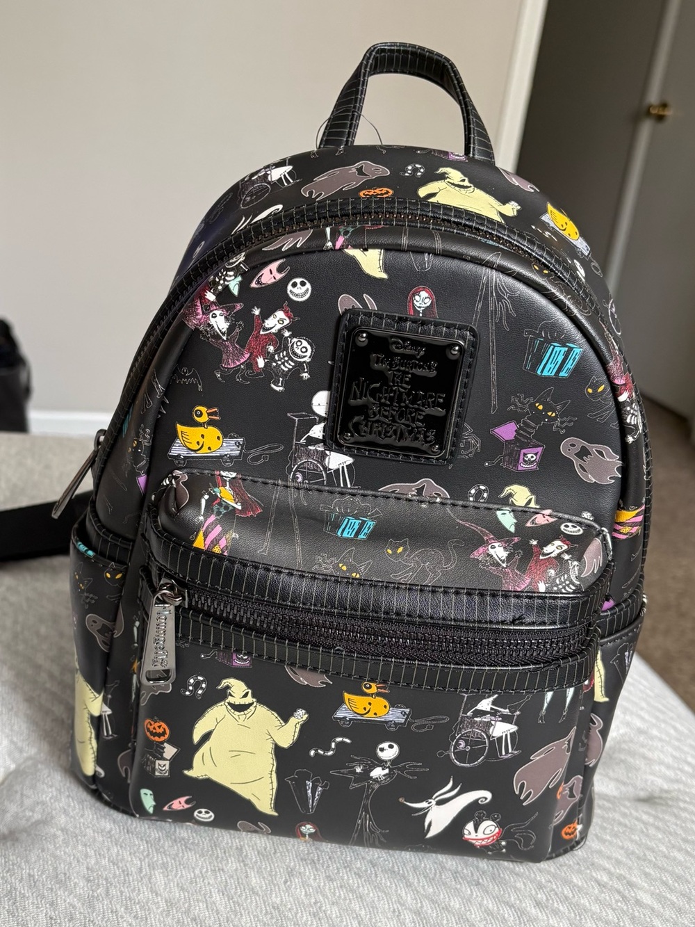 The Nightmare Before Christmas loungefly Mini Backpack - Black Character Print